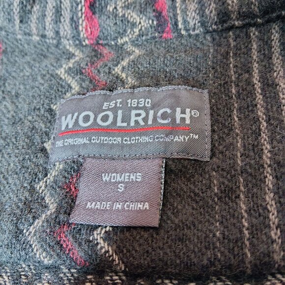Woolrich Womens Small Shirt Jacket Wool Blend Gray Red Southwest Striped Zip Up - Picture 6 of 15